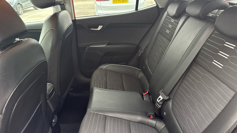 Kia Stonic 1.0T GDi 48V 98 GT-Line S 5dr DCT Petrol Estate